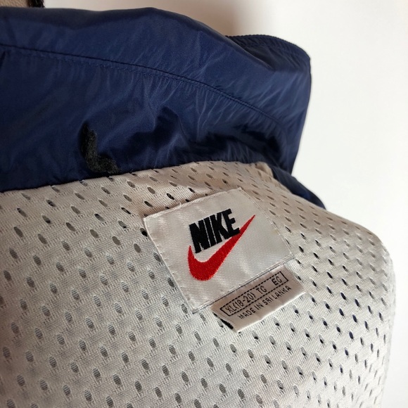Nike Fullzip Jacket - Picture 6 of 7
